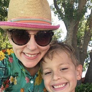 Meet your Posher, Juli